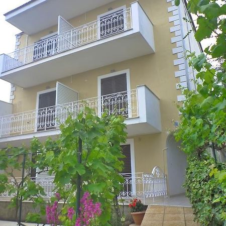 Elina Studios Benitses  Exterior foto